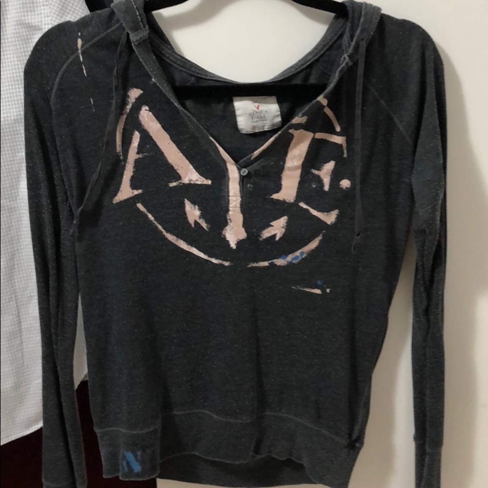 American eagle top long sleeve tee